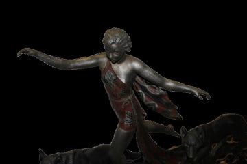 Grande sculpture française Art Déco à poser en marbre et bronze – Début XXᵉ siècle, dame aux lévriers