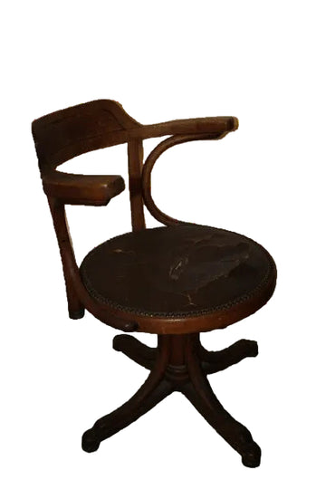 Early 20th Century Thonet Swivel Desk Chair in Beechwood – Northern Europe