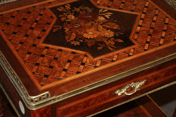 Table Étagère Française Napoléon III – Palissandre et Racine d’Orme, Fin XIXe Siècle