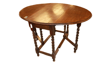 Piccolo Tavolo con Bandelle del 1800 Francese