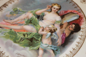 Österreichischer Porzellanteller mit Neoklassischer Szene, Polychrom, Ende 19. – Anfang 20. Jahrhundert