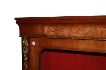 Vetrina Vittoriana in noce