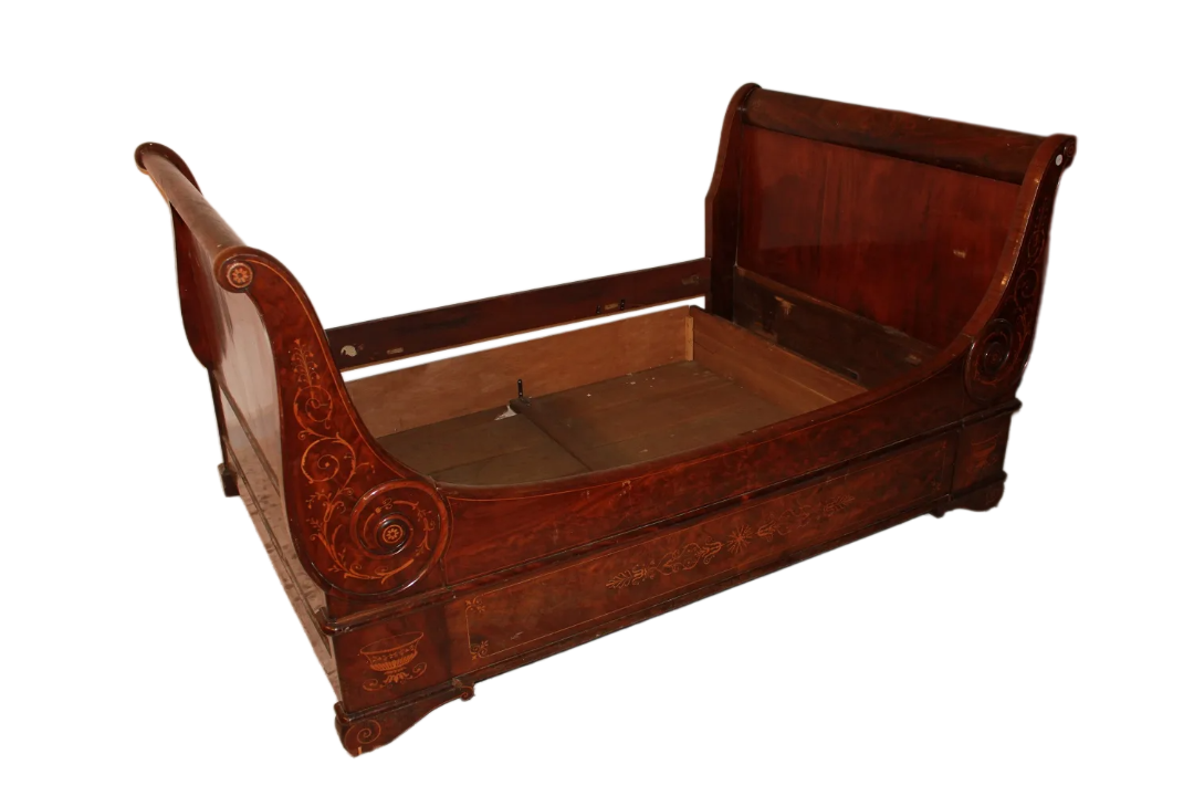 Grande Letto a Barca Francese Stile Carlo X in Legno di Palissandro