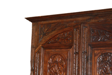 Credenza Francese Riccamente Intagliata XIX secolo