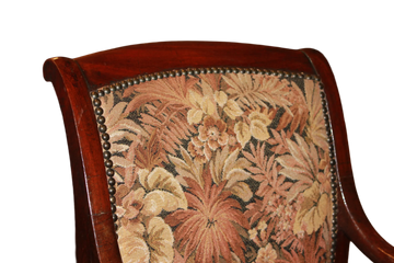 Poltrona Stile Direttorio Francese del 1800 con tessuto floreale Sanderson