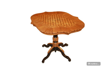 Tavolino Sorrentino di metà 1800 in legno di Noce con Intarsi