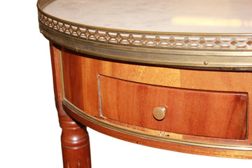 Tavolino gueridon circolare con piano in marmo stile Luigi XVI del 1800