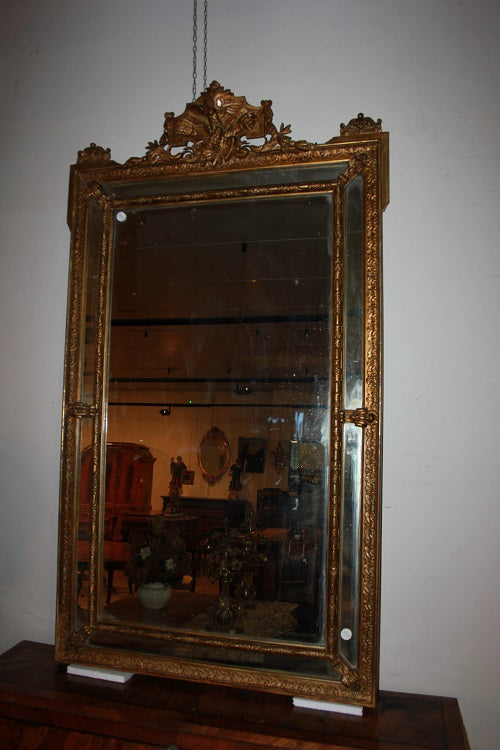 Antica specchiera dorato foglia oro del 1800 francese Luigi XVI cimasa