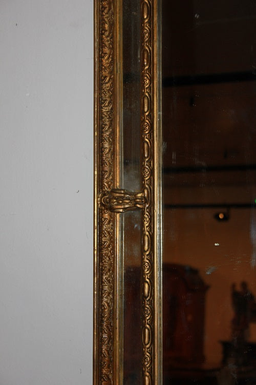 Antica specchiera dorato foglia oro del 1800 francese Luigi XVI cimasa