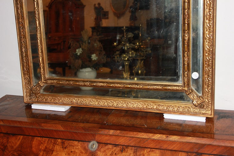 Antica specchiera dorato foglia oro del 1800 francese Luigi XVI cimasa