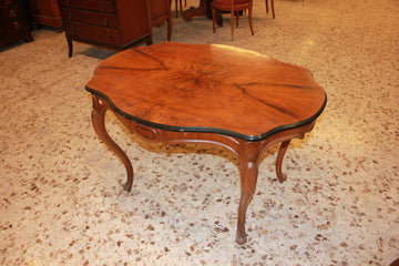 Tavolo da salotto in radica di noce Stile Biedermeier Nord Europa XIX secolo
