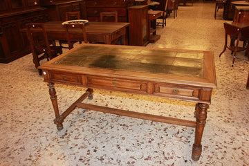 Scrivania francese del 1800 stile Luigi Filippo in legno di rovere