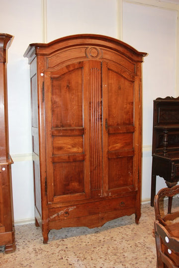 French 2-door wardrobe from the early 1800s Provençal style in cherry wood