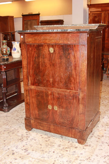 Secretaire francese di metà 1800 stile Impero con bocchette in bronzo e piano in marmo nero