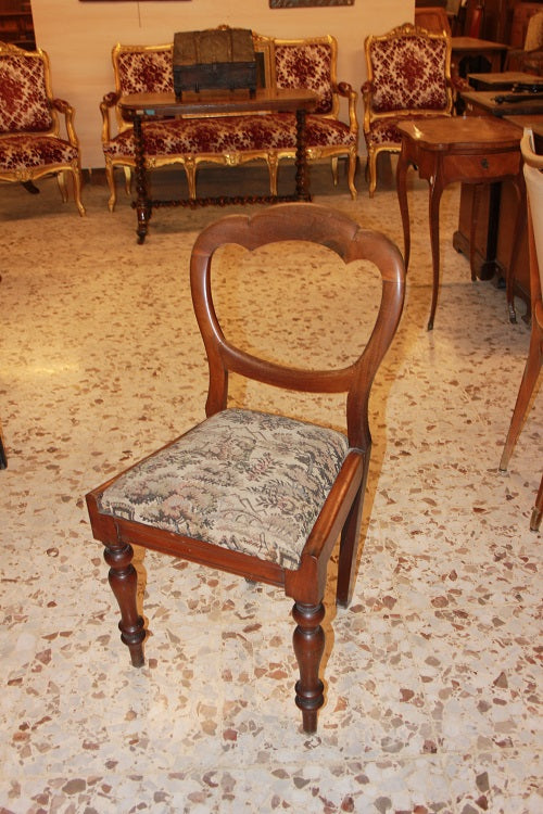 Gruppo di 4 sedie inglesi del 1800 in legno di mogano rivestite in tessuto sanderson
