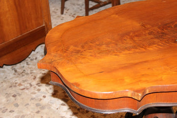 Piccolo Tavolino Biedermeier In Legno di Mogano e Piuma di Mogano metà 1800
