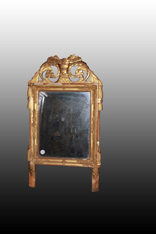Antica bellissima specchiera con cornice dorata foglia oro del 1800 