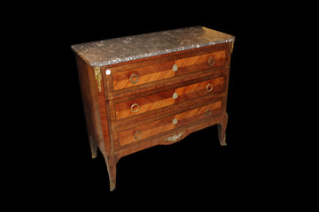 Beautiful 19th century Transition style commode with marble top