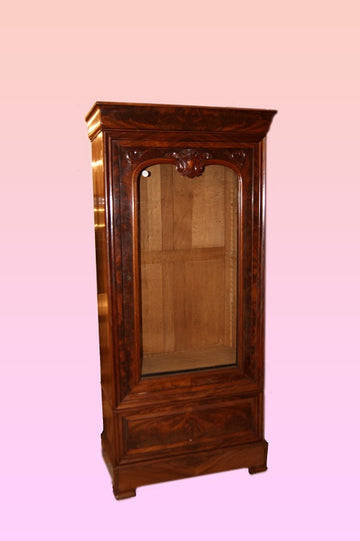 Armoire de style Louis Philippe avec 1 porte et vitrine