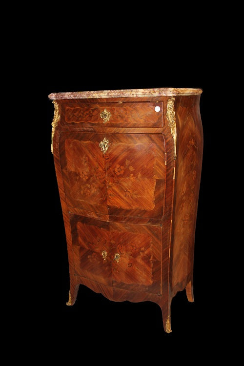 Grande secretaire Luigi XV panciuto del 1800 riccamente intarsiato in legno di bois de violette