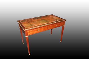 Antique French Louis XVI writing desk from 1800 in mahogany