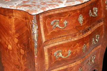 Comoncino Luigi XV Panciuto del 1800 riccamente intarsiato con 3 cassetti