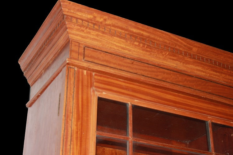 Grande credenza libreria bookcase inglese di fine 1800 stile Sheraton inglese