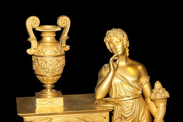 Pendule de table française en bronze de 1800 représentant 