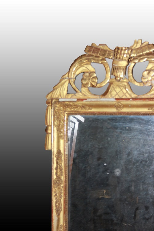 Antica bellissima specchiera con cornice dorata foglia oro del 1800 