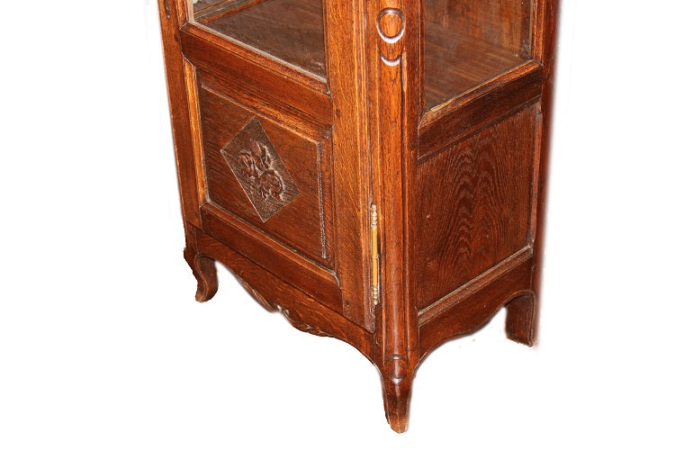 Piccola vetrina rustica francese del 1800 in legno di rovere