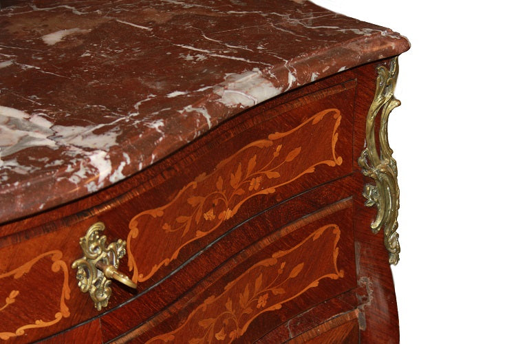 Comoncino francese con cassetti e 2 ante stile Luigi XV secolo XIX riccamente intarsiato