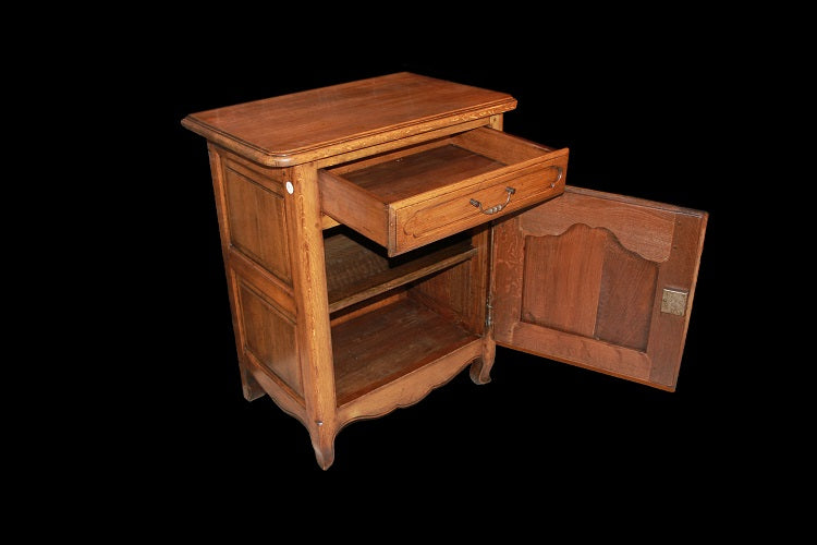 Credenzino stile Provenzale francese di metà 1800 in legno di rovere