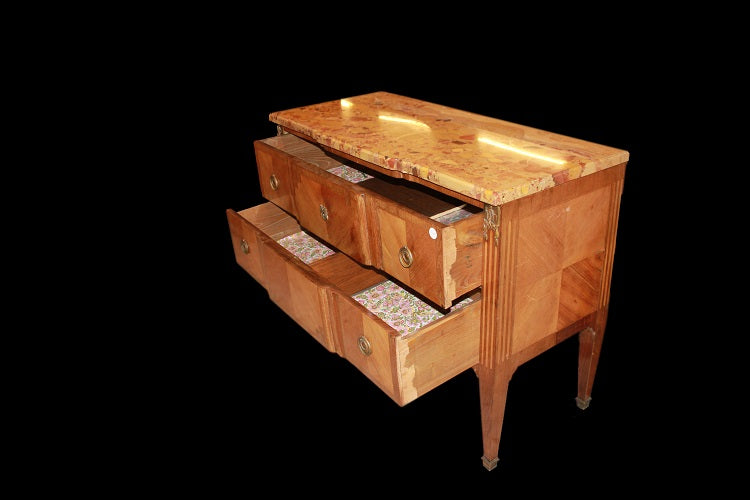Cassettone francese della seconda metà 1800 stile Luigi XVI in legno di bois de rose