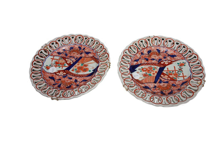 Coppia di piatti Giapponesi Imari di fine 1800