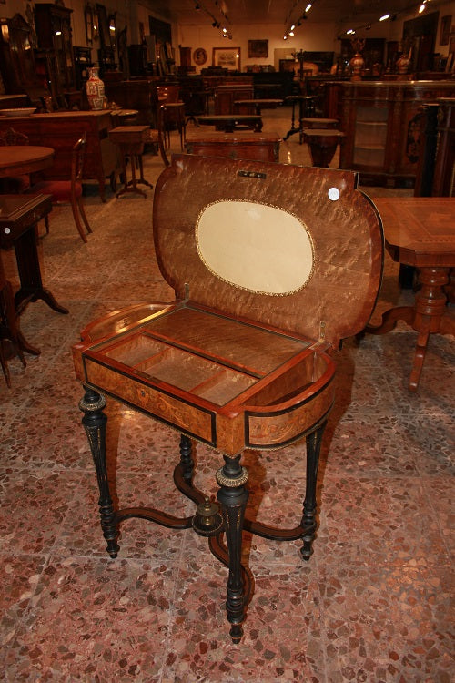 Toilette francese stile Luigi XVI in legno ebano e radica di olmo riccamente intariata