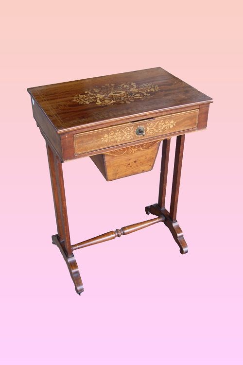 Antico tavolino da lavoro Carlo X con intarsi del 1800 francese