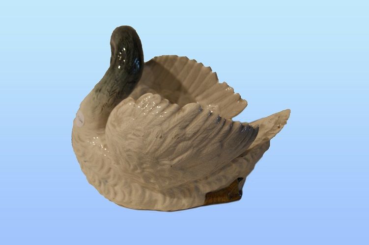 Antica scultura francese di Cigno in ceramica 1900