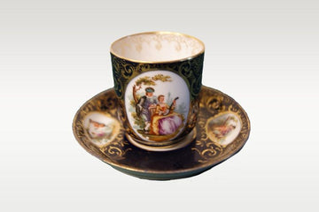 Tasse et soucoupe antiques en porcelaine de Vienne des années 1800