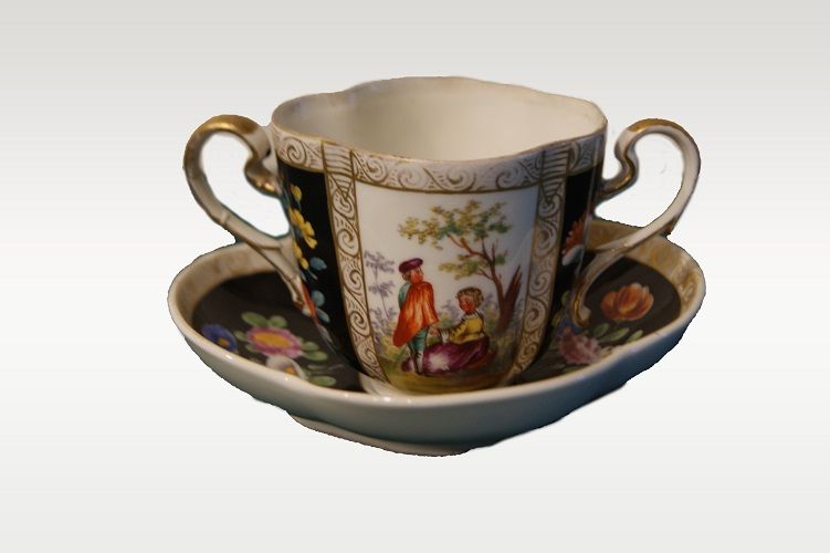 Tasse antique en porcelaine allemande Meissen de 1800