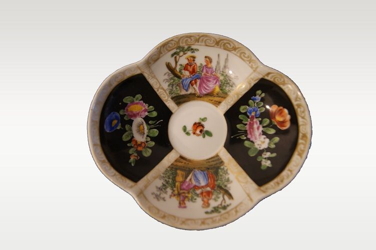 Antica tazza in pocerllana tedesca Meissen del 1800
