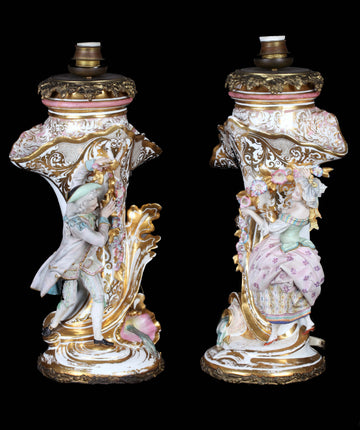 Paire de lampes anciennes du 19ème siècle en porcelaine du Vieux Paris
