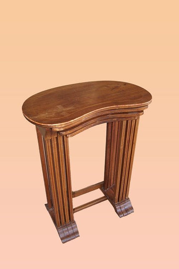 Group of 4 19th century side bean nest tables in mahogany