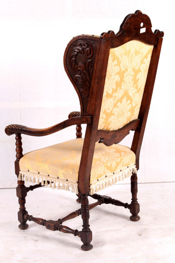 Antique French armchairs from the 19th century in carved and upholstered oak