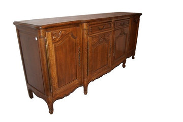 French 4-door Cupboard sfrom the 19th century Provençal style in oak