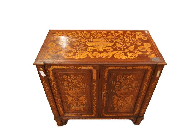 Antico credenzino credenza olandese intarsiata del 1800 Mogano