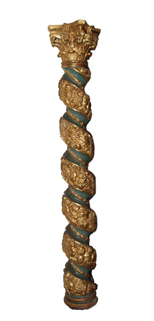 Coppia di antiche grandi colonne del 1600 italiane stile Barocco