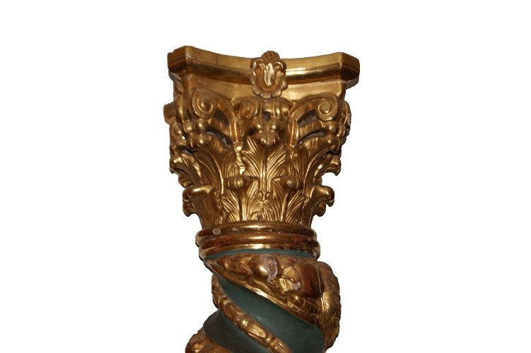 Coppia di antiche grandi colonne del 1600 italiane stile Barocco
