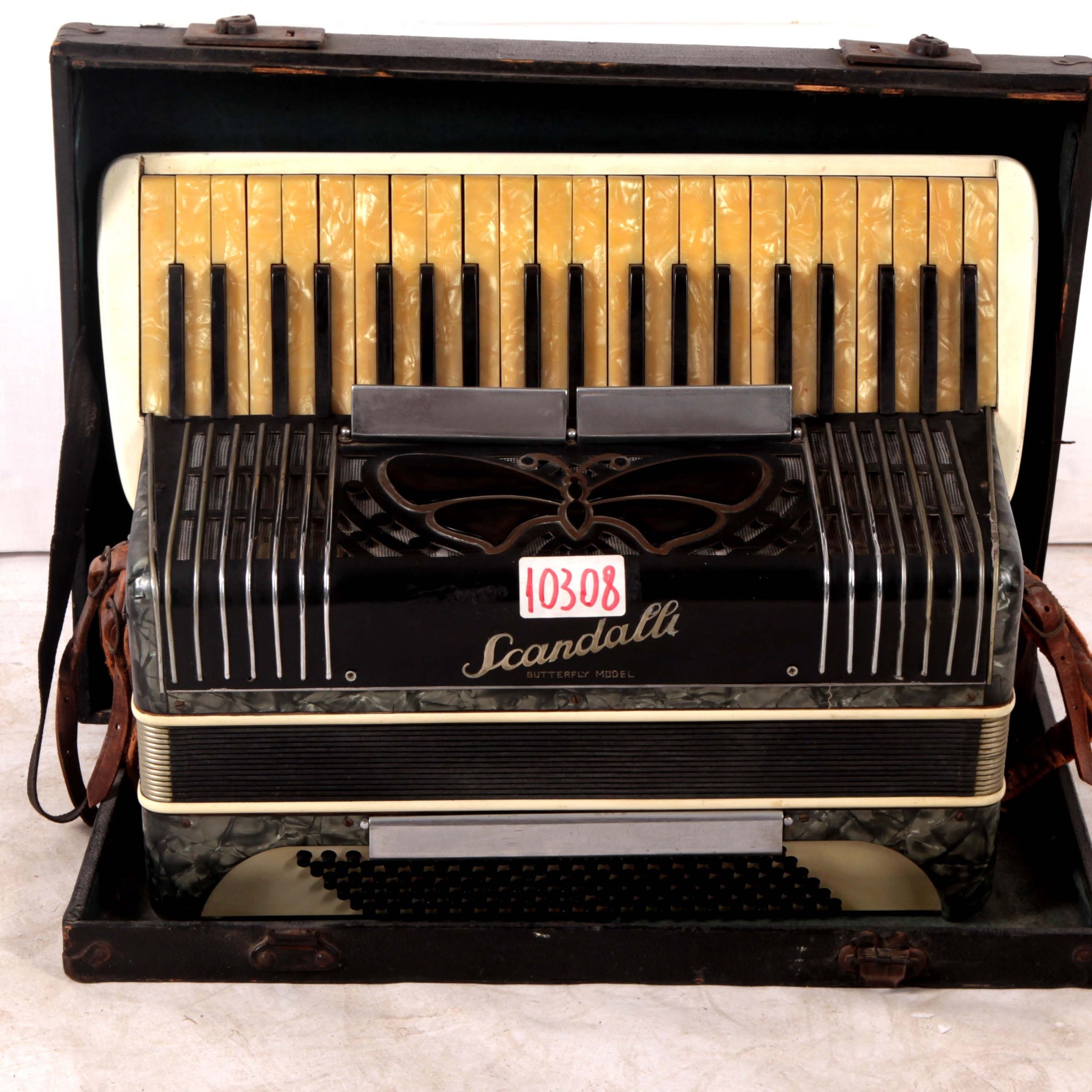 Scandalli accordion