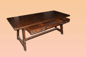 Table de réfectoire italienne antique en bois de noyer avec tiroirs de 1900