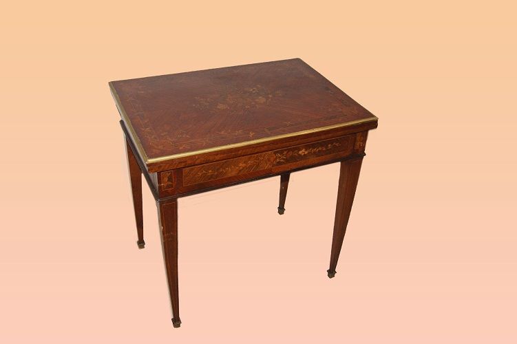 Tavolino da gioco rettangolare